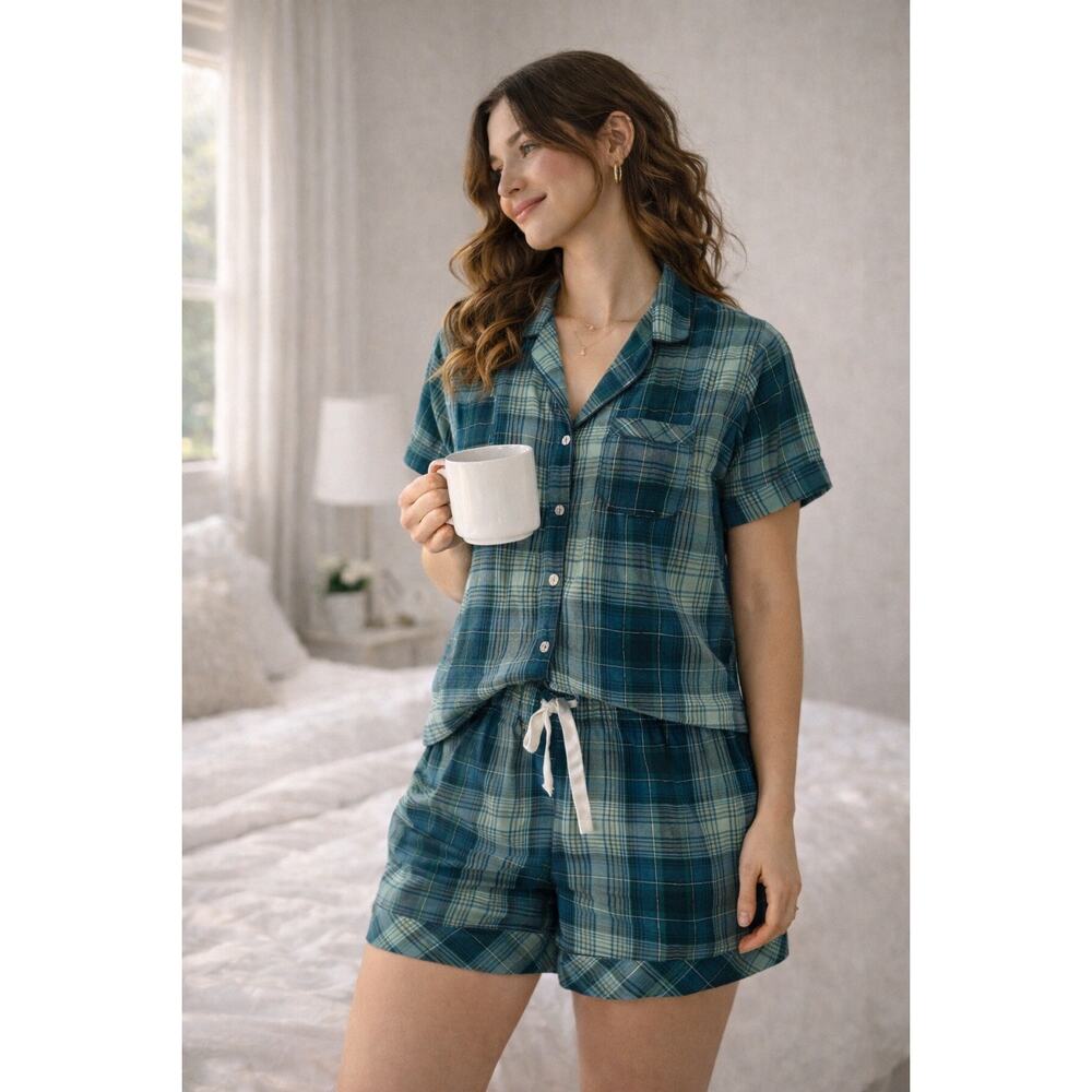 Victoria's Secret Plaid Pajama Sleep Set Large Green Shorts Cotton Blend